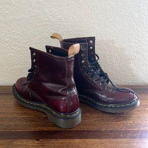 Red Vagan Dr. Martens